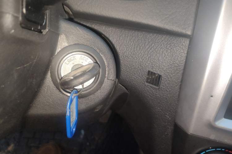 Used  300E 2017 Standard Model