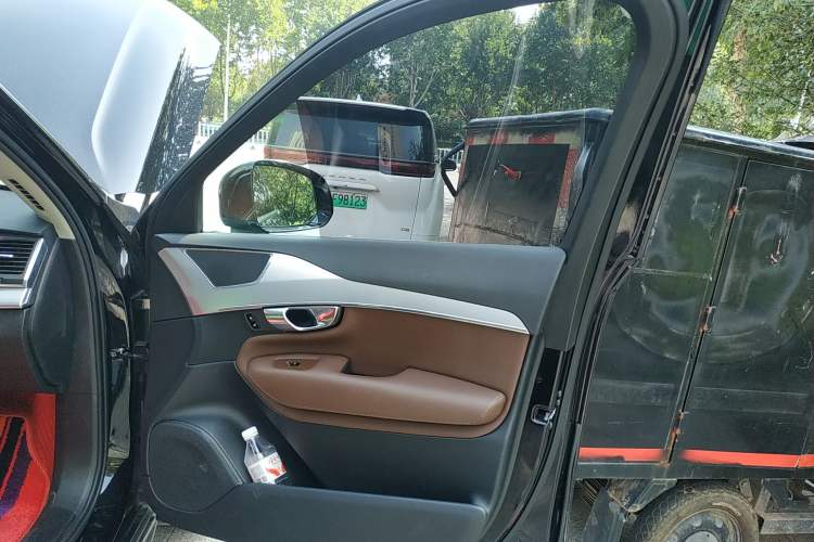 Used Volvo XC90 2019 T5 Zhiyi Edition 7-Seater China VI
