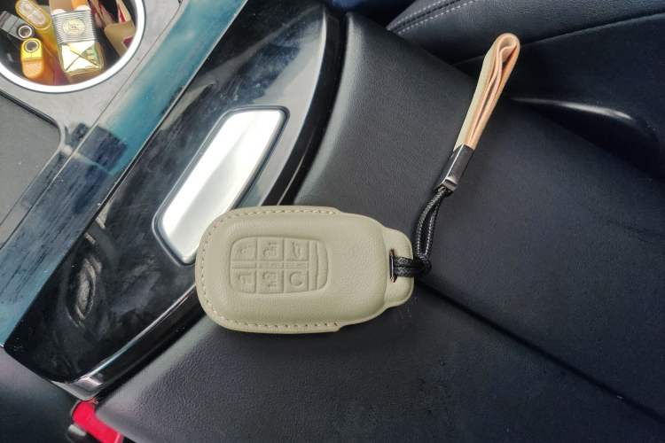 Used Honda Elysion 2022 2.0L eHEV Luxury Edition
