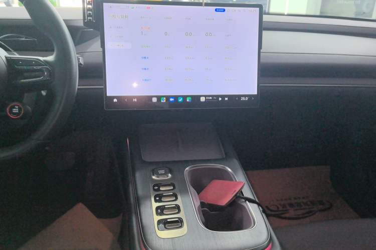 Used  SU7 2024 Rear-Drive Ultra-Long Range Advanced Pro-Level Intelligent Driving Version