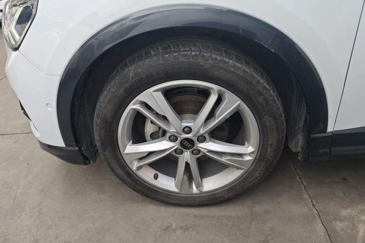 Used Audi Q3 2022 35 TFSI Fashionable and Elegant Model
