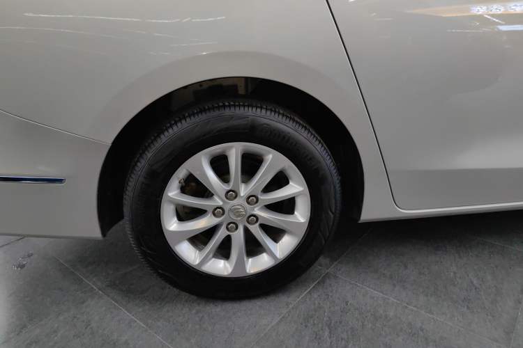 Used Buick GL8 2018 ES 28T Premium Model China VI Standard
