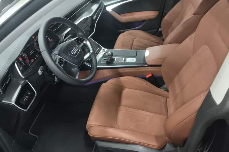 Used Audi A7L 2024 45 TFSI Luxury Edition
