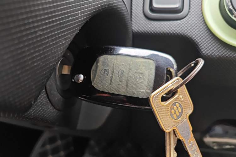 Used Wuling Hongguang MINIEV 2020 Lite Version Lithium Iron Phosphate
