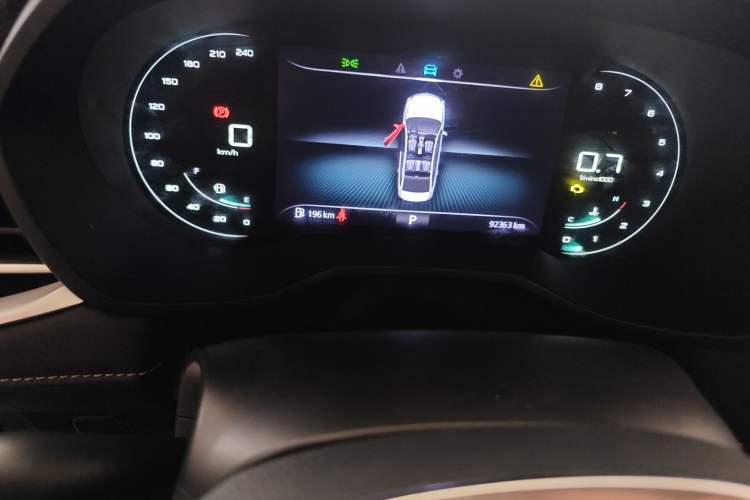 Used Roewe i5 2020 1.5L Automatic 4G Connect Luxury Flagship Edition
