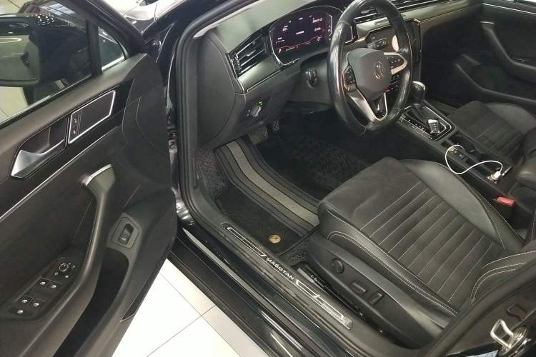 Used Volkswagen Magotan 2020 330TSI DSG Luxury Edition
