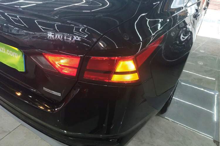 Used Nissan Teana 2020 2.0L XL Upper SmartDrive Version
