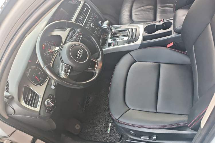 Used Audi A4L 2015 35 TFSI Automatic Standard Model
