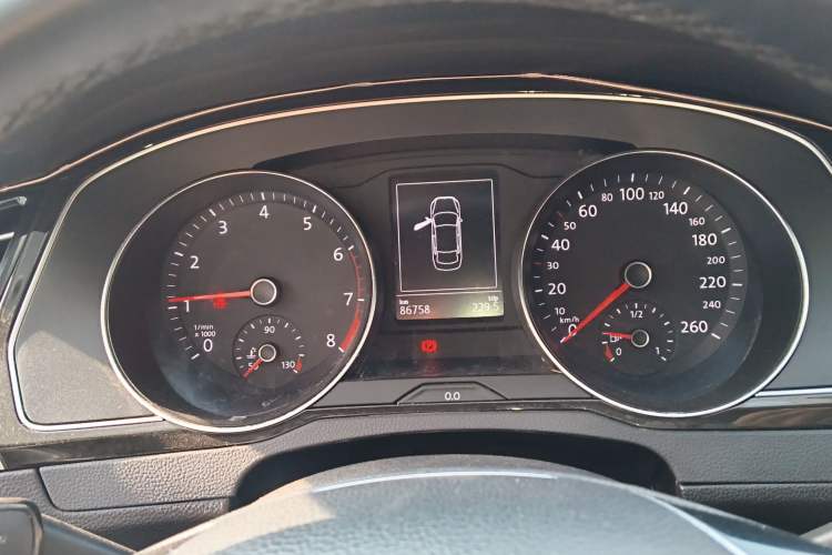 Used Volkswagen Magotan 2018 330TSI DSG Advanced Model
