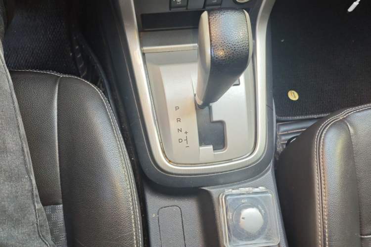 Used Isuzu mu-X 2017 3.0T Four-Wheel Drive Automatic Luxury 7-Seater China IV Standard