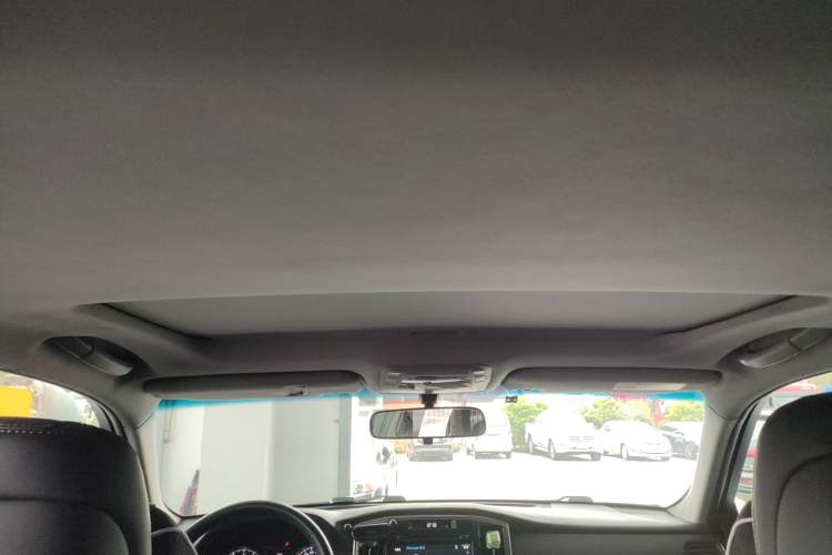 Used Toyota Crown 2017 2.0T Sport Edition
