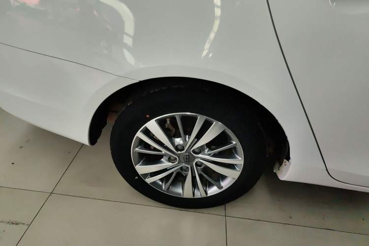 Used Geely Auto Emgrand 2018 1.5L CVT Upward Connect Edition
