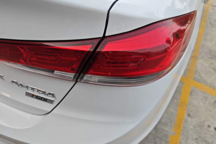 Used Hyundai Elantra 2019 1.4T Dual-Clutch Xuan Dong · Dynamic Model
