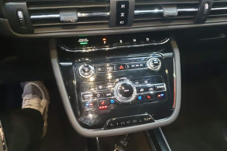 Used Lincoln Corsair 2021 2.0T Two-Wheel Drive Deluxe Edition