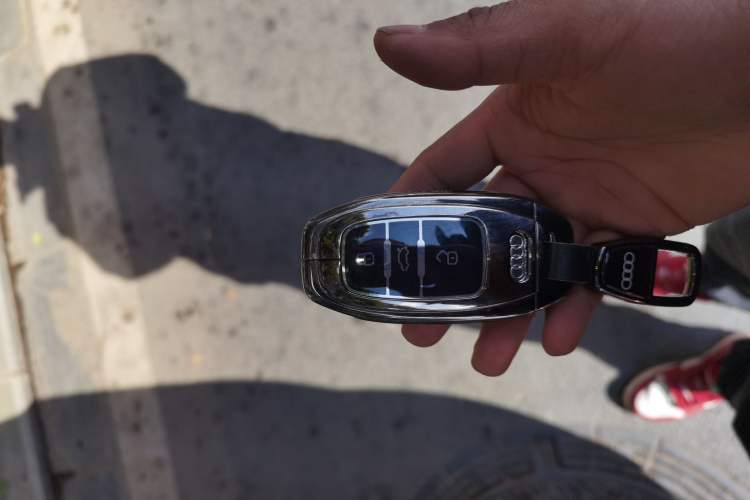 Used Audi A6L 2015 30 FSI Millionth Anniversary Comfort Model