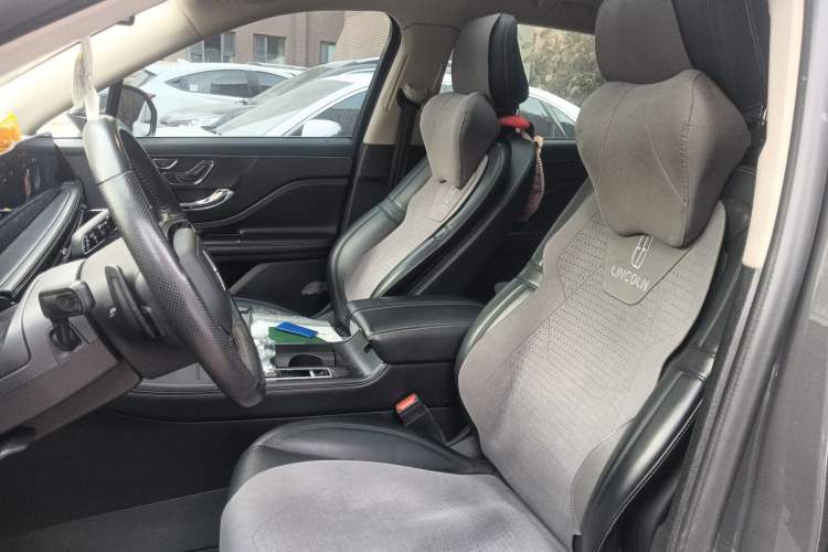 Used Lincoln Corsair 2023 2.0T Two-Wheel Drive Luxury Edition
