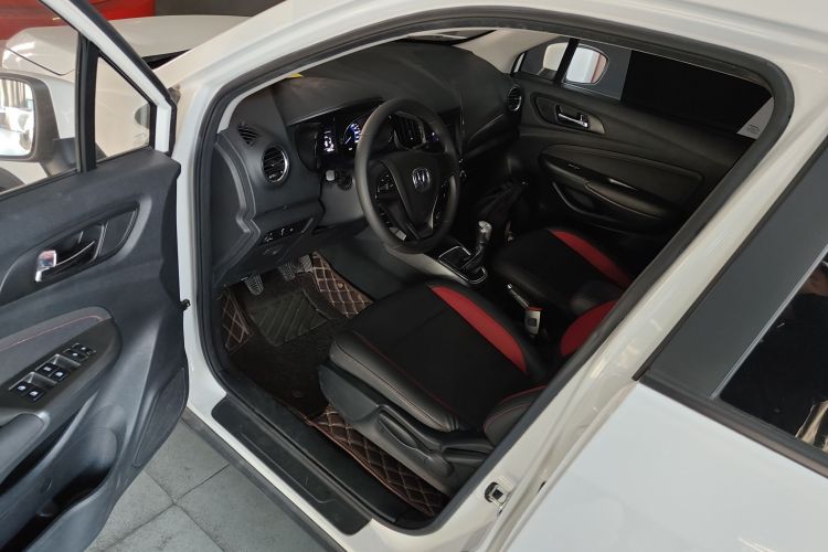 Used Changan CS15 2016 1.5L Manual Fashion Edition
