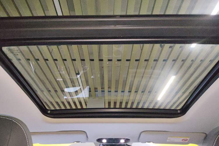 Used AION Y 2023 Plus 510 Tech Edition