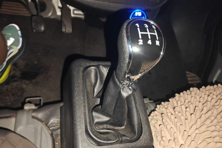 Used Wuling Zhiguang 2020 1.2L Practical Model China VI LSI