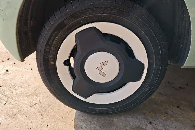 Used Wuling Hongguang MINIEV 2024 3rd Generation 215km Youth Edition
