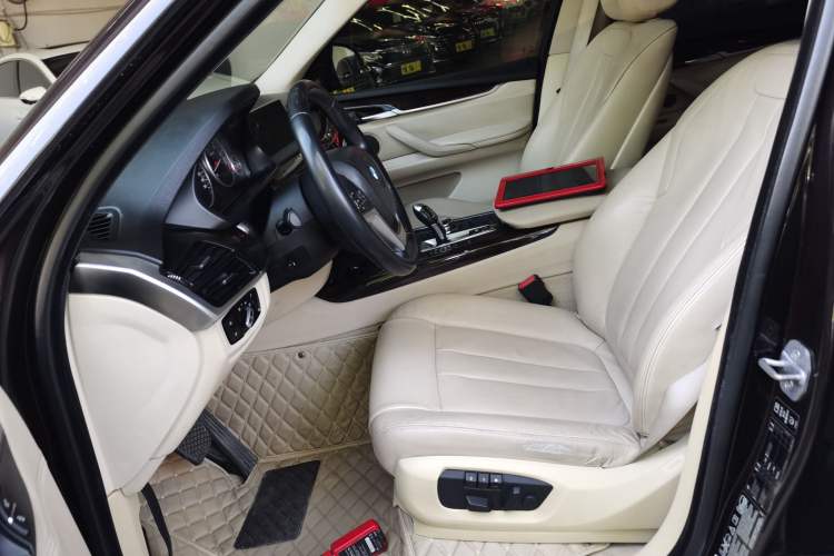 Used BMW X5 2014 xDrive35i Leading Model
