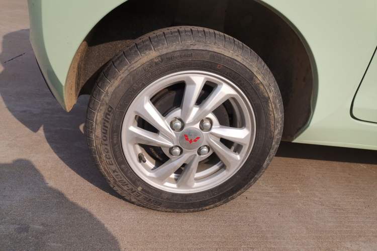 Used Wuling Hongguang MINIEV 2022 Macaron Premium Model – Lithium Iron Phosphate