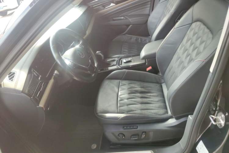 Used Volkswagen Passat 2021 330TSI Luxury Edition
