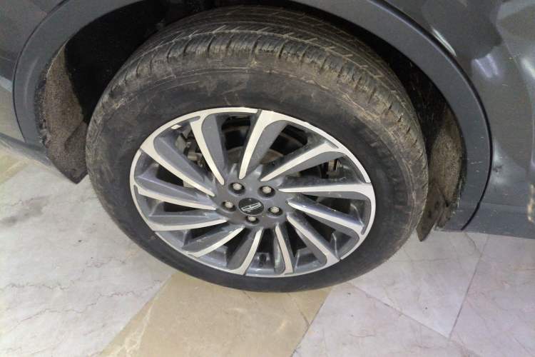 Used Lincoln Corsair 2023 2.0T Two-Wheel-Drive Luxury Edition
