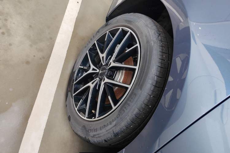 Used BYD Seal 2023 DM-i 1.5L 121km Prestige Model
