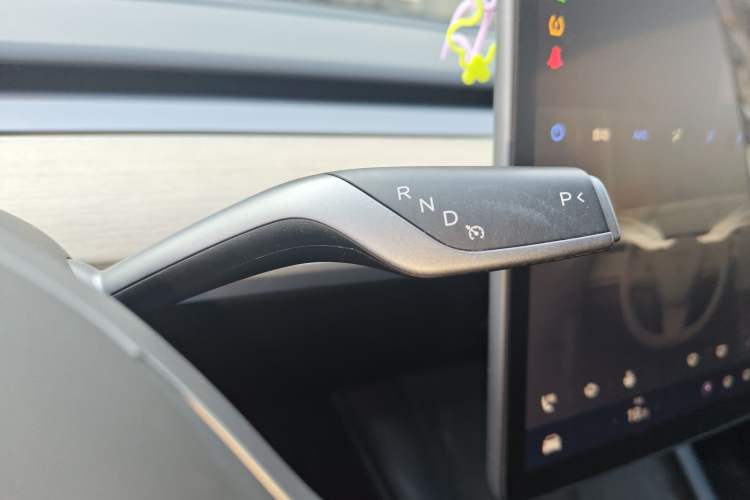 Used Tesla Model Y 2021 Revised Version 2 Long-Range All-Wheel-Drive Edition