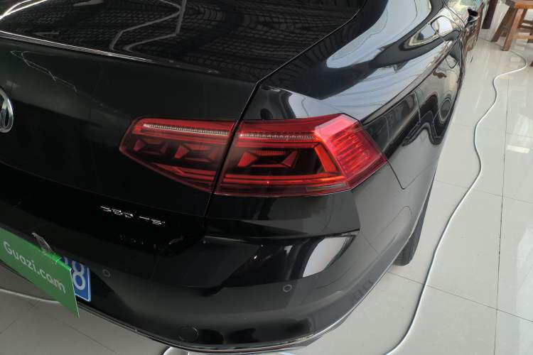 Used Volkswagen Magotan 2020 330TSI DSG Leading Model
