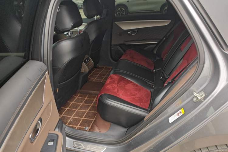 Used BYD Han 2022 EV Genesis Edition 715KM Front-Wheel-Drive Prestige Model
