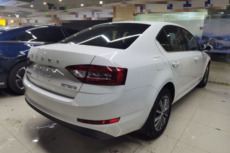 Used Skoda Octavia 2022 1.5L Automatic Comfort Edition
