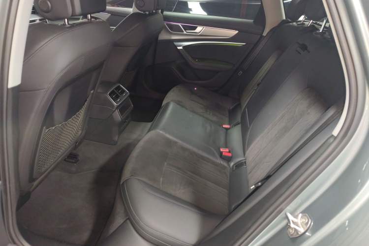 Used Audi A6 2021 allroad quattro Explorer 55 TFSI Prestige Off-Road Model
