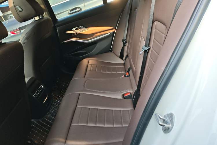 Used BMW 3 Series 2020 Facelifted 325i M Sport Package
