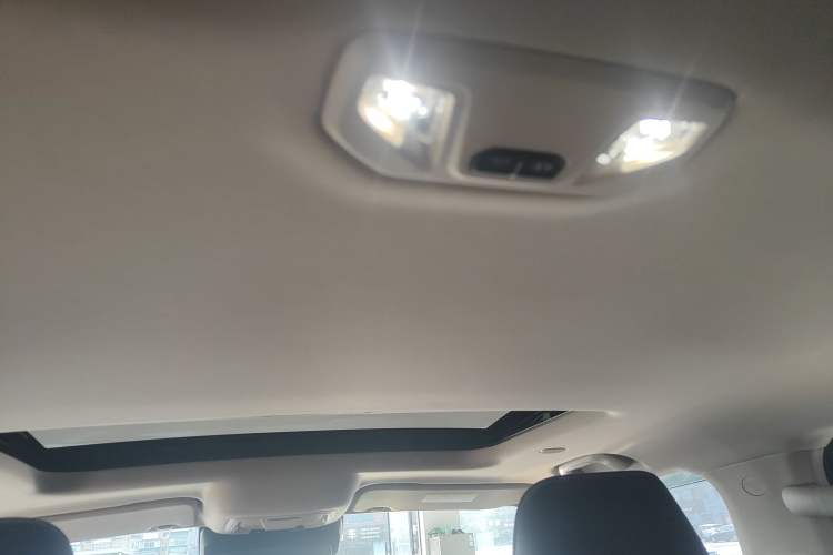 Used Tank 300 2021 City Edition 2.0T—Truly Stylish
