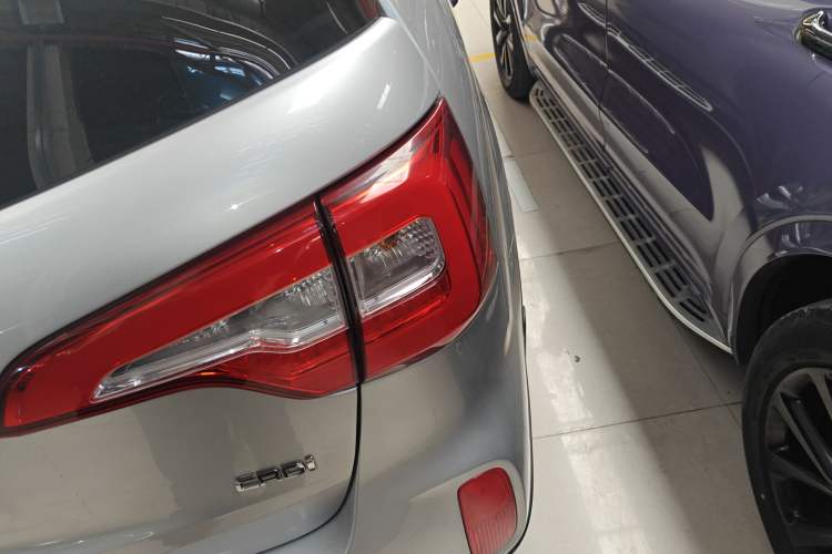 Used Kia Sorento 2013 2.2T 5-Seater Diesel Supreme Edition
