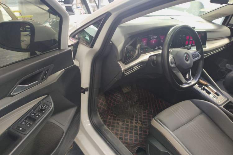 Used Volkswagen Golf 2021 280TSI DSG 30th Anniversary Edition
