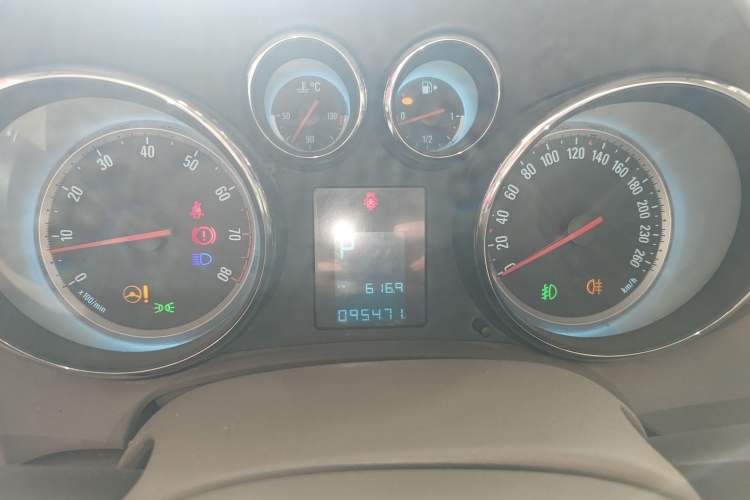 Used Buick GT 2013 GT 1.6L Automatic Fashion Edition
