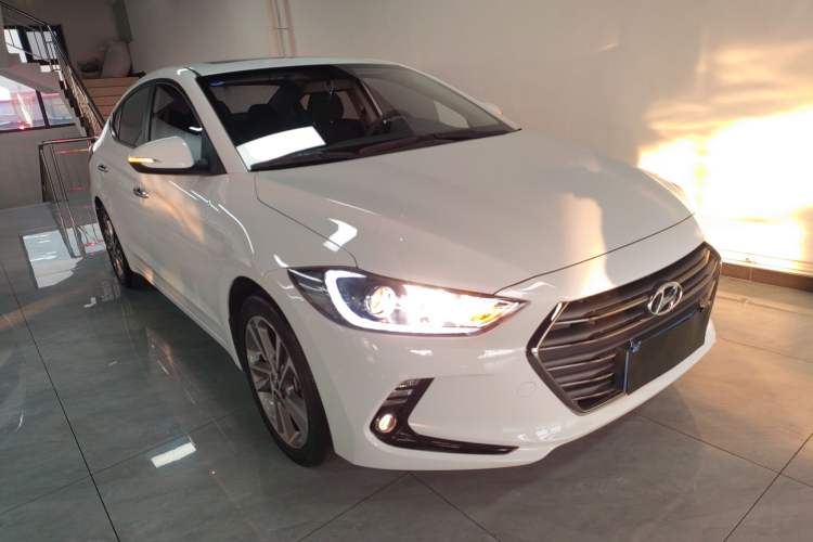 Used Hyundai Elantra 2016 1.6L Automatic ZhiXuan – Elite Version