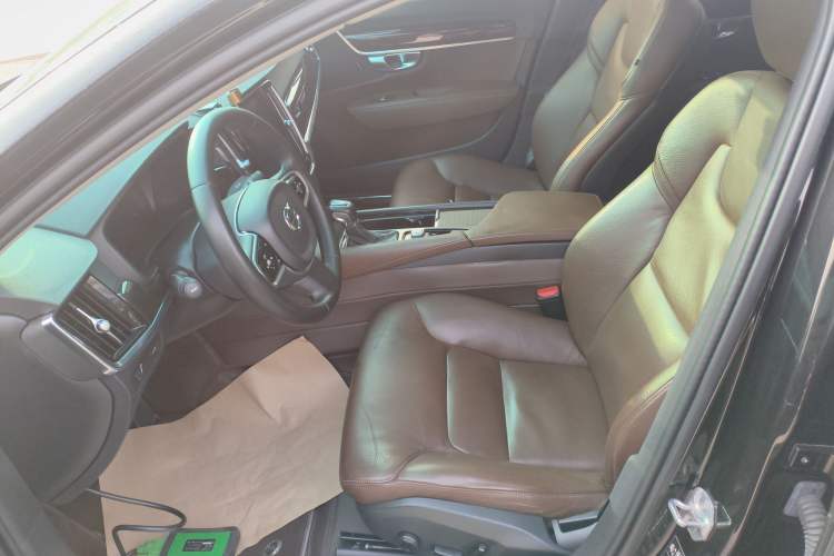 Used Volvo S90 2017 T4 Zhiyuan Edition