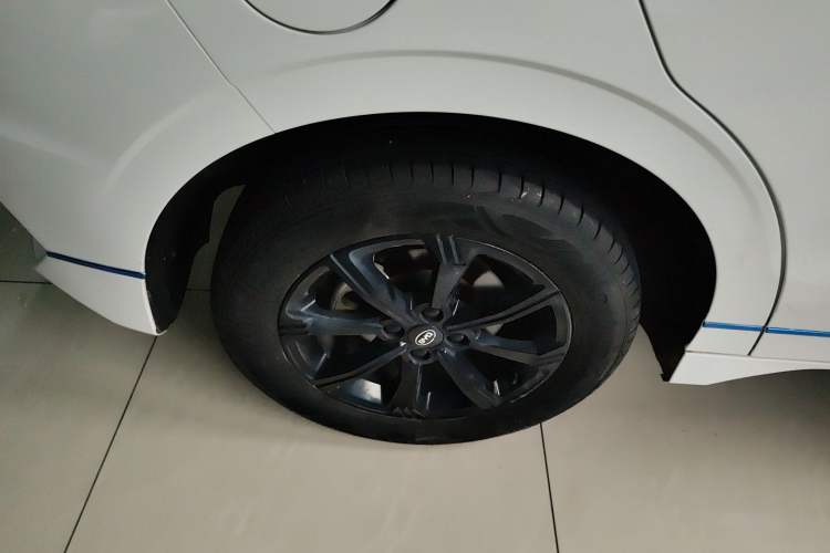 Used BYD e2 2019 Standard Range Model – Smart & Comfortable Version
