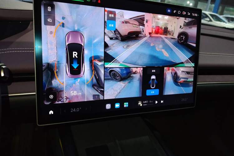 Used  SU7 2024 Rear-Drive Ultra-Long Range Advanced Pro-Level Intelligent Driving Version
