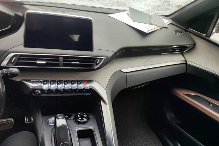 Used Peugeot 5008 2017 380THP 7-Seater Luxury GT Edition
