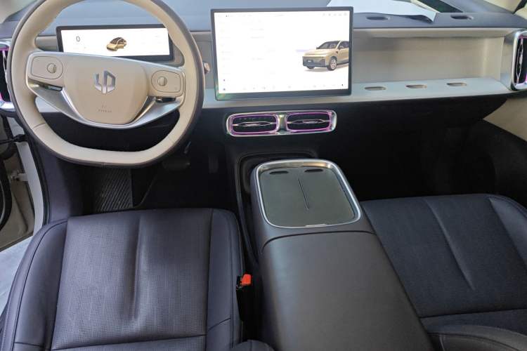 Used Leapmotor B10 2025 510 Joyful Edition
