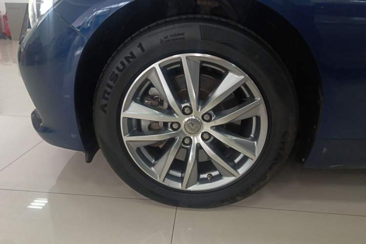 Used Infiniti Q50L 2016 2.0T Enjoyment Edition
