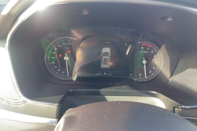 Used Roewe RX5 2016 30T Two-Wheel Drive Automatic Internet Smart Edition