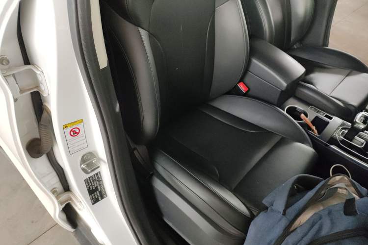 Used Haval H2 2018 1.5T Dual-Clutch Two-Wheel Drive Fashion Model China VI Standard