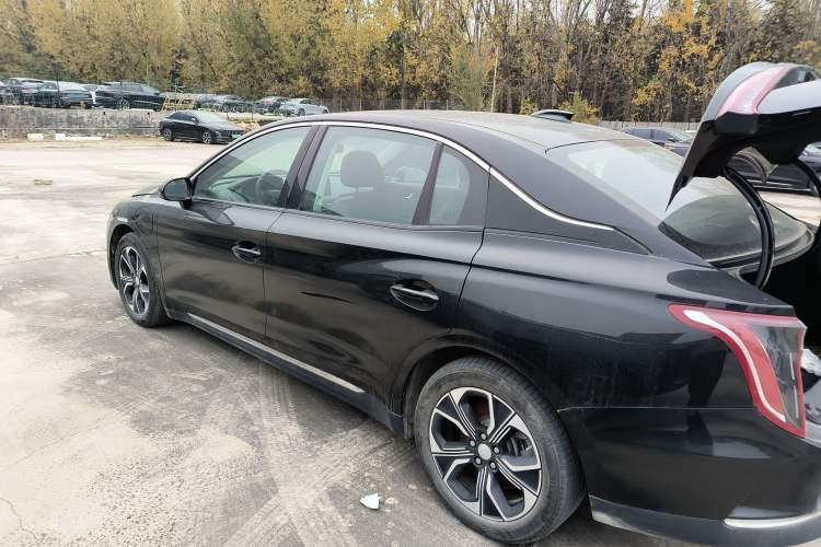 Used Hongqi E-QM5 2023 Revised Version Basic Travel Edition