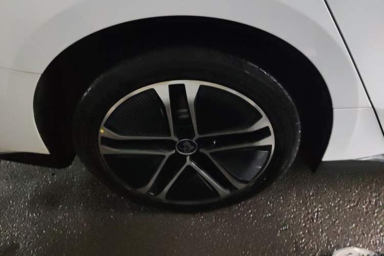 Used BYD Han 2023 EV Champion Edition 605KM Front-Drive Premium Model